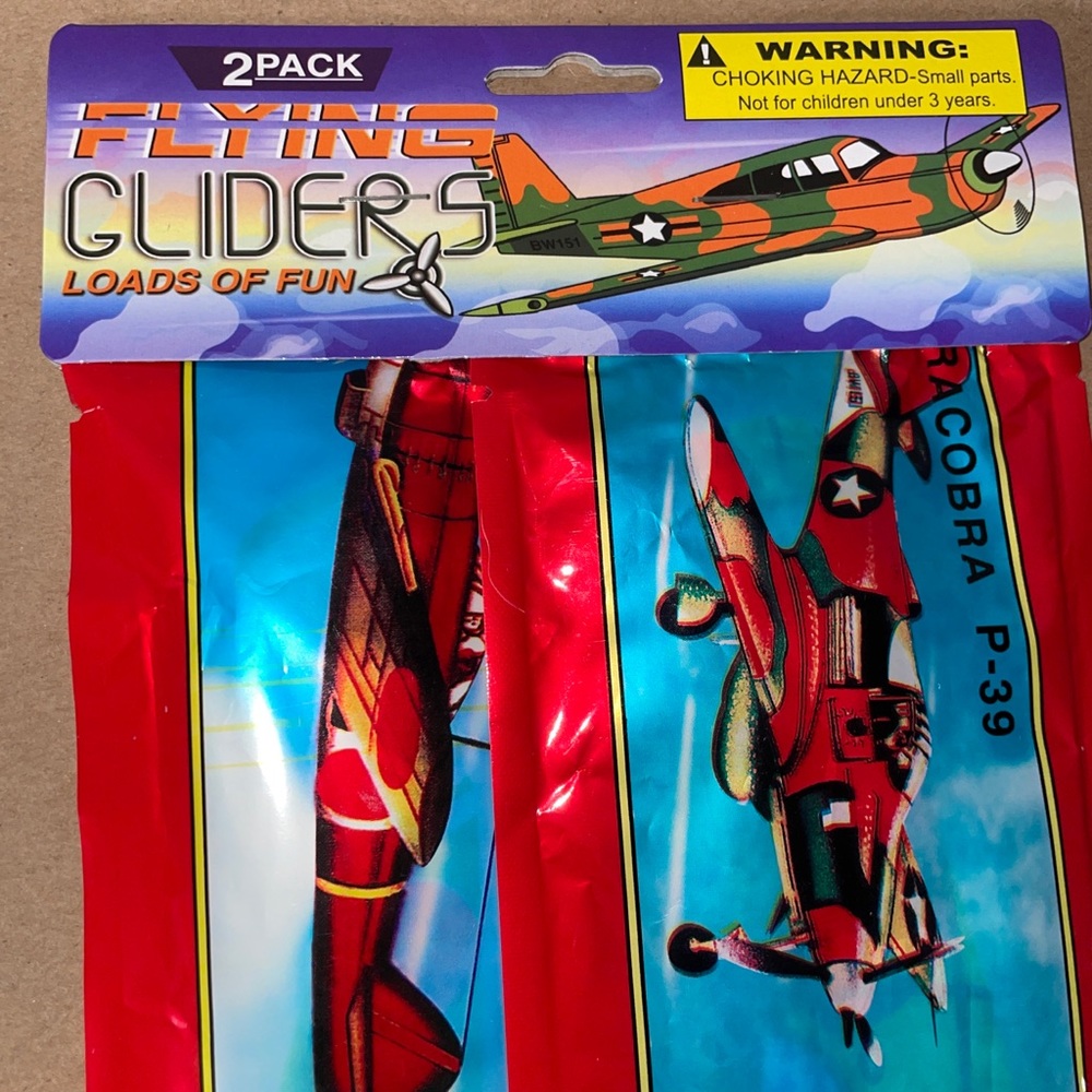 Model Airplanes/Boys room for decoration/ action toy